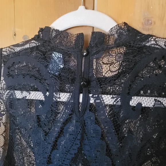 COPY - Torrid cowboy goth sheer lace fringe top black top Sz 00 - Picture 4 of 5